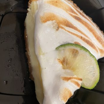 White Tarpon - The perfect key lime pie - Cocktail Bars Near Me - Key West, Florida White Tarpon - The perfect key lime pie - Cocktail Bars Near Me - Key West, Florida