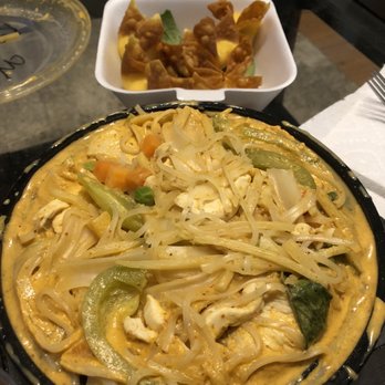 Smiling Banana Leaf - Red Curry Noodle and Crab Rangoon - Thai Near Me - Pittsburgh, Pennsylvania Smiling Banana Leaf - Red Curry Noodle and Crab Rangoon - Thai Near Me - Pittsburgh, Pennsylvania
