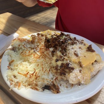 Sunnyside Diner - Britton & Macarthur - Green Chili and Chorizo Benedict - Diners Near Me - Oklahoma City, Oklahoma Sunnyside Diner - Britton & Macarthur - Green Chili and Chorizo Benedict - Diners Near Me - Oklahoma City, Oklahoma
