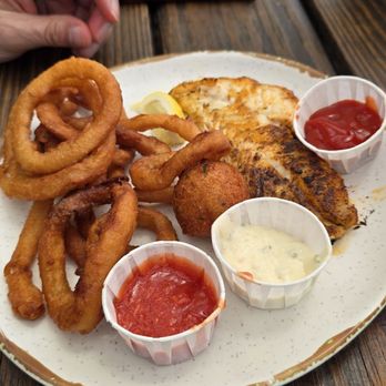 Ellis Creek Fish Camp - Blackened grouper plate with onion rings - Seafood Near Me - Charleston, South Carolina