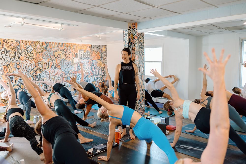 Studio B Power Yoga Logo