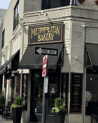 Metropolitan Bakery by null