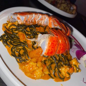 Trattoria 360 - Taglionlini Neri All'aragosta - Italian Near Me - Campbell, California Trattoria 360 - Taglionlini Neri All'aragosta - Italian Near Me - Campbell, California