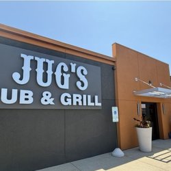 Jug’s Pub & Grill
