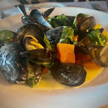 Bistro 821 - Mussel - Seafood Near Me - Naples, Florida Bistro 821 - Mussel - Seafood Near Me - Naples, Florida