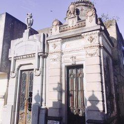 Cementerio De Morón
