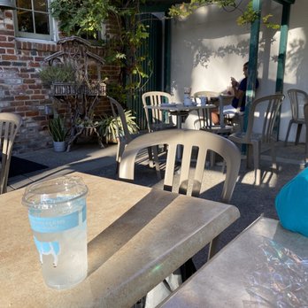 Brick & Bell Cafe - Sweet patio - Coffee & Tea Near Me - La Jolla, California Brick & Bell Cafe - Sweet patio - Coffee & Tea Near Me - La Jolla, California