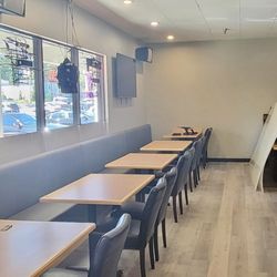 Group Therapy Bar And Grill - Inside