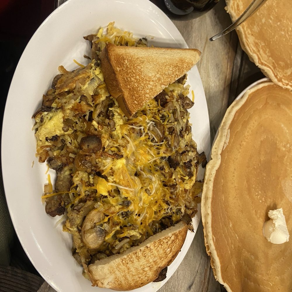 Billy Gail's - Camp breakfast - American Near Me - Branson, Missouri Billy Gail's - Camp breakfast - American Near Me - Branson, Missouri