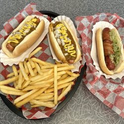 Hotdoggers - Fries were perfect!