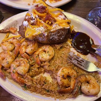 Texas Roadhouse - Barbeque Near Me - Rialto, California