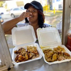 D and M Jamaican Kitchen - Once you starting eating you can't stop until the plate is gone.