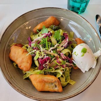 Brasserie - Vegetarian Bowl + White Fish - Restaurants Near Me - Luzern, LU