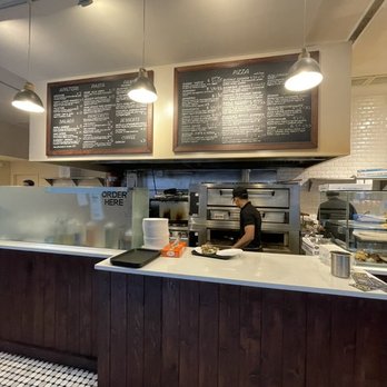 Rome To Brooklyn Pizza - Pizza Near Me - Brooklyn, New York