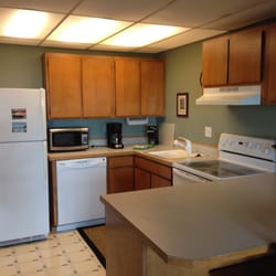 Smugglers Villa Resort - Our villa's full kitchen