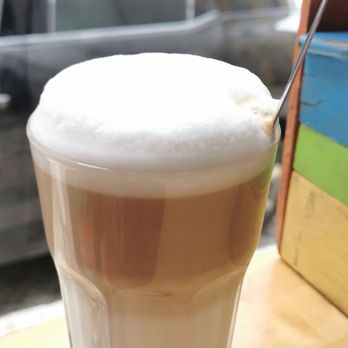 Pois Café - Latte EUR 2.7 - Austrian Near Me - Lisbon, 11