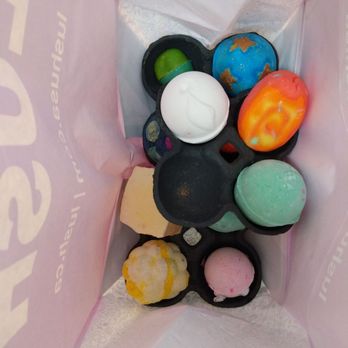 Lush - Cosmetics & Beauty Supply Near Me - Orlando, Florida