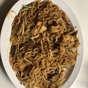Karen Thai food - Pad Thai - Thai Near Me - Saint Paul, Minnesota Karen Thai food - Pad Thai - Thai Near Me - Saint Paul, Minnesota