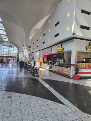 Boulevard Mall by null