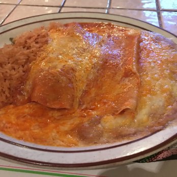 El Toreo West - Cheese and chicken enchiladas - Mexican Near Me - Palmdale, California El Toreo West - Cheese and chicken enchiladas - Mexican Near Me - Palmdale, California