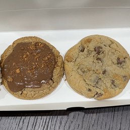 Milk Chocolate Chip Cookie
