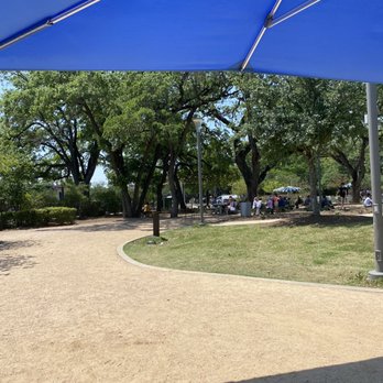 Evelyn's Park - Parks Near Me - Bellaire, Texas Evelyn's Park - Parks Near Me - Bellaire, Texas