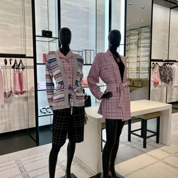 Chanel - Accessories Near Me - Honolulu, Hawaii Chanel - Accessories Near Me - Honolulu, Hawaii