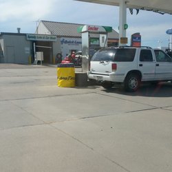 Quicklane Tire and Auto Center - It is a gas station too