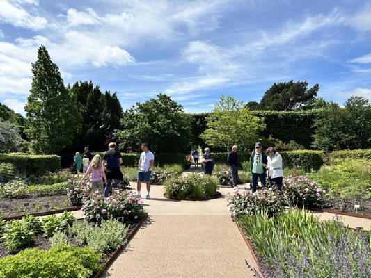 Royal Botanic Garden Edinburgh by null