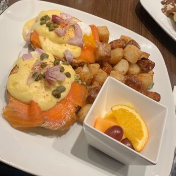 Kitchen 73 - Smoked salmon, poached eggs on everything bagel and potatoes - Breakfast & Brunch Near Me - Montreal, Quebec Kitchen 73 - Smoked salmon, poached eggs on everything bagel and potatoes - Breakfast & Brunch Near Me - Montreal, Quebec