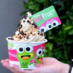 sweetFrog Premium Frozen Yogurt - Houston - Reward your graduates with the Sweetest Treat! We've got frozen cakes, stuffed animals, and T-Shirts. We cater, and offer delivery.