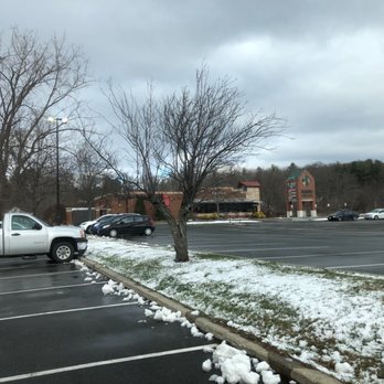 Applebee's Grill + Bar - Headed to pick up lunch.... - American Near Me - Pittsfield, Massachusetts Applebee's Grill + Bar - Headed to pick up lunch.... - American Near Me - Pittsfield, Massachusetts