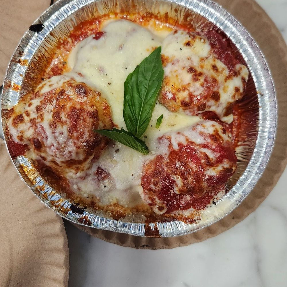 Pugsley's Pizza - Scrumptious garlic cheese knots - Pizza Near Me - Bronx, New York Pugsley's Pizza - Scrumptious garlic cheese knots - Pizza Near Me - Bronx, New York