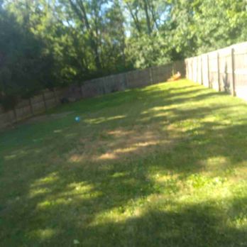 Conley Lawn Care - a fenced in yard - Lawn Services Near Me Conley Lawn Care - a fenced in yard - Lawn Services Near Me