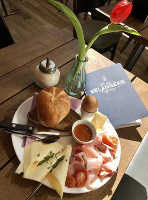 Melangerie - Caffeterie & Bistro by null