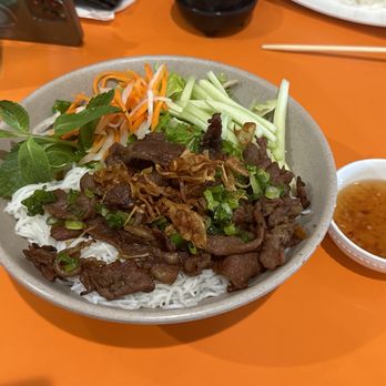 Streets Pho & Grill - Pork vermicelli bowl - Vietnamese Near Me - Santee, California