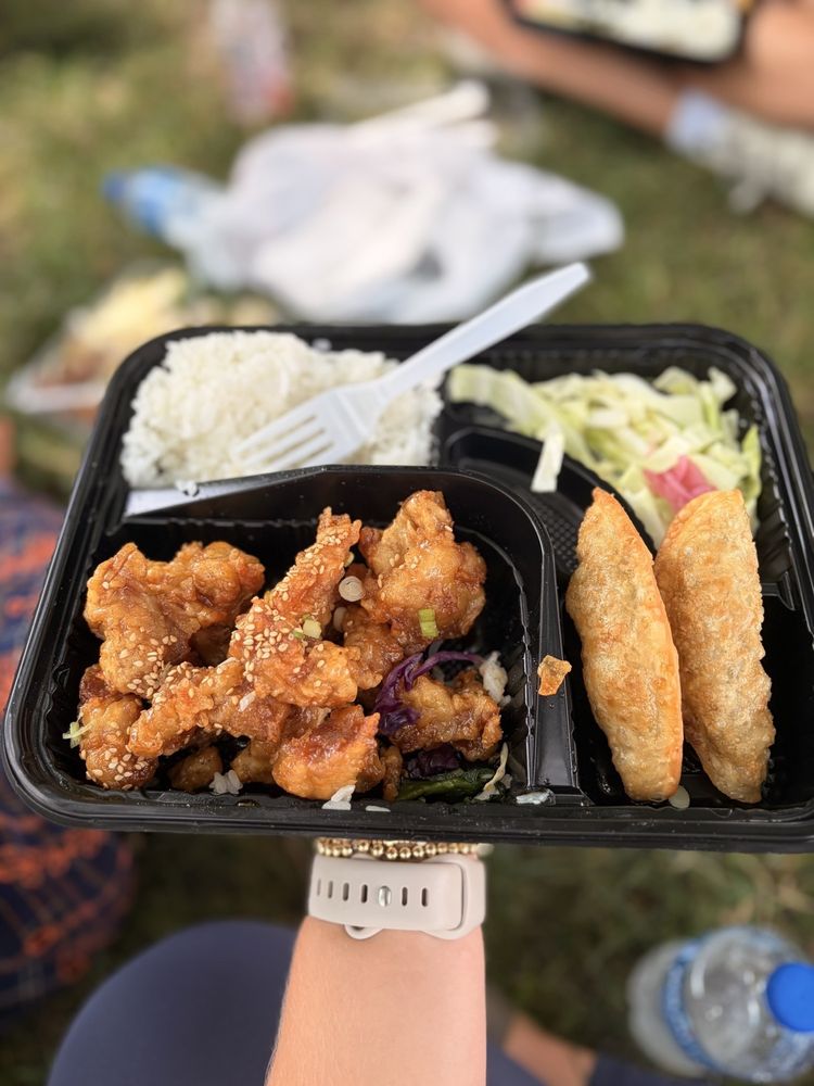 Food from Hola Seoul