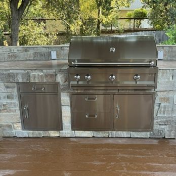 Midlands Restoration Services - New barbecue and deck, original railing and benches. - Damage Restoration Near Me - Columbia, South Carolina Midlands Restoration Services - New barbecue and deck, original railing and benches. - Damage Restoration Near Me - Columbia, South Carolina