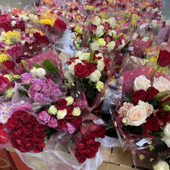 Walmart Supercenter - a large amount of flowers - Grocery Near Me - Patterson, California Walmart Supercenter - a large amount of flowers - Grocery Near Me - Patterson, California