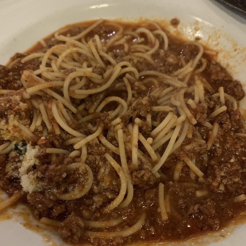 Qua Restaurant - Spaghetti bolonese - Italian Near Me - Glasgow, GLG Qua Restaurant - Spaghetti bolonese - Italian Near Me - Glasgow, GLG