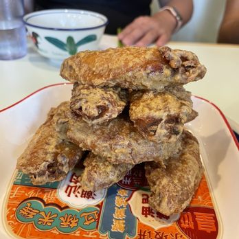 Cafe le Majestik - Salted egg yolk wings - Hong Kong Style Cafe Near Me - Scarborough, Ontario