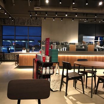 Starbucks - Coffee & Tea Near Me - Fenton, Michigan Starbucks - Coffee & Tea Near Me - Fenton, Michigan