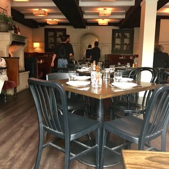 AOC - Tables - Cocktail Bars Near Me - Los Angeles, California