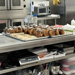 Lilla Vanilla - Hot cocoa stuffed croissants