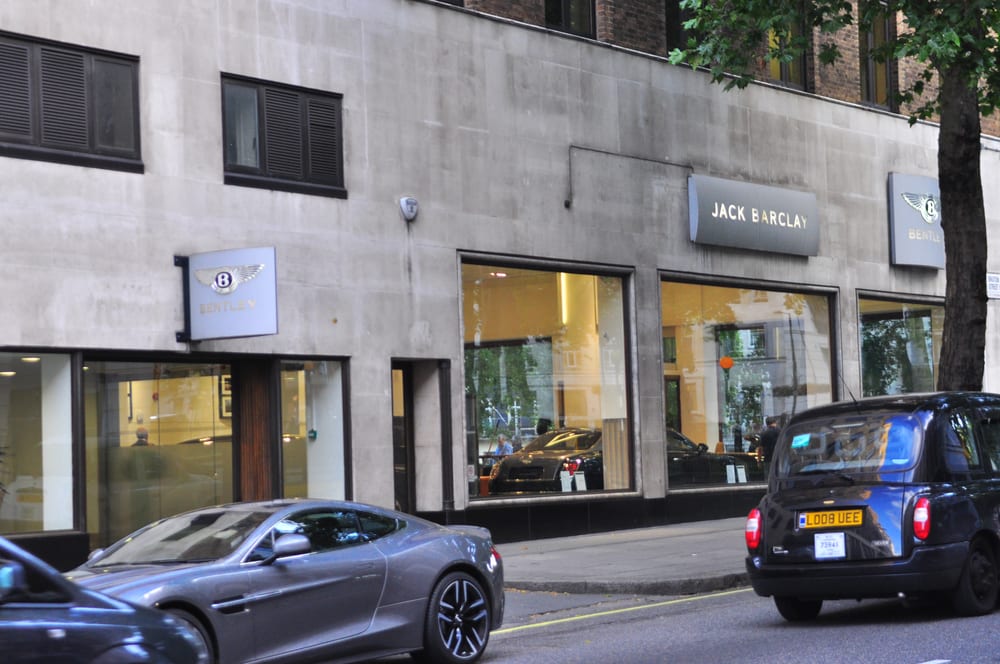 JACK BARCLAY BENTLEY Updated June 2024 18 Berkeley Square, London