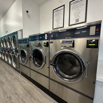Mom's Laundromats - Laundromat Near Me - Marina, California Mom's Laundromats - Laundromat Near Me - Marina, California