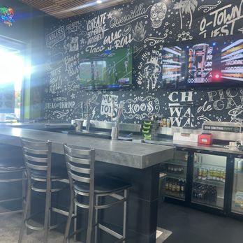 Bubbakoo's Burritos - Mexican Near Me - Orlando, Florida