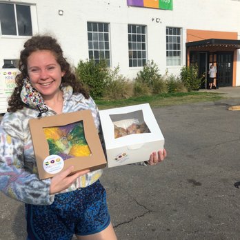 King Cake Hub - Secured the bag - Bakeries Near Me - New Orleans, Louisiana King Cake Hub - Secured the bag - Bakeries Near Me - New Orleans, Louisiana