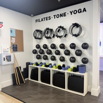 FS8 - workout equipment - Pilates Near Me - Plantation, Florida