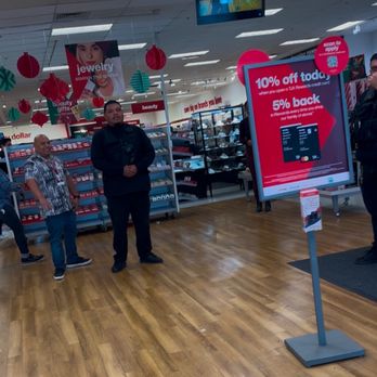 T J MAXX - Updated December 2025 - 121 Photos & 130 Reviews - 3355